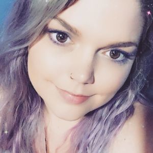 Meet your Posher, Becca